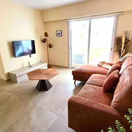 Warm Design 3br, 7-min Walk, Peaceful Апартаменты
