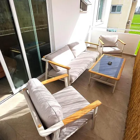 Апартаменты Warm Design 3br, 7-min Walk, Peaceful Ларнака