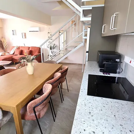 Appartement Warm Design 3br, 7-min Walk, Peaceful